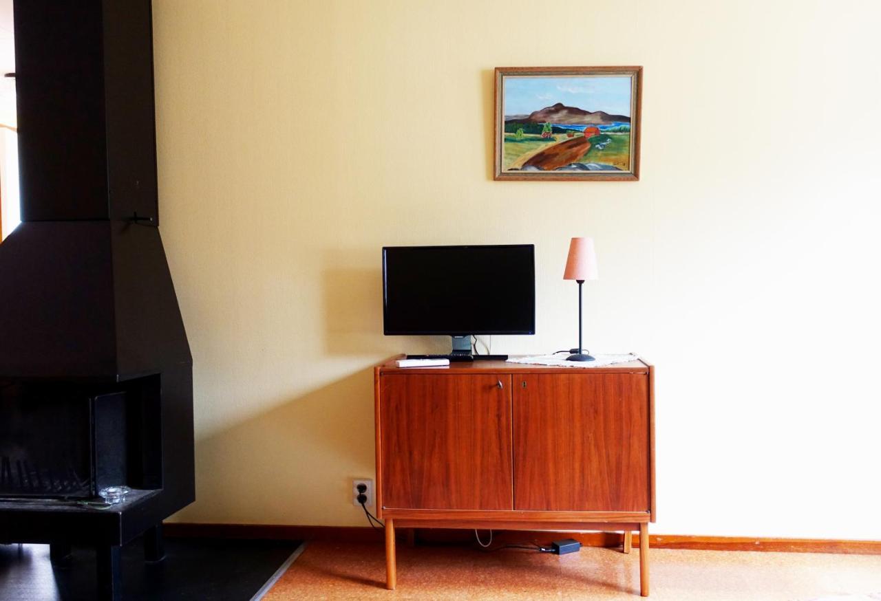 Stuga Ekesberget Stugby Eksharad Экстерьер фото